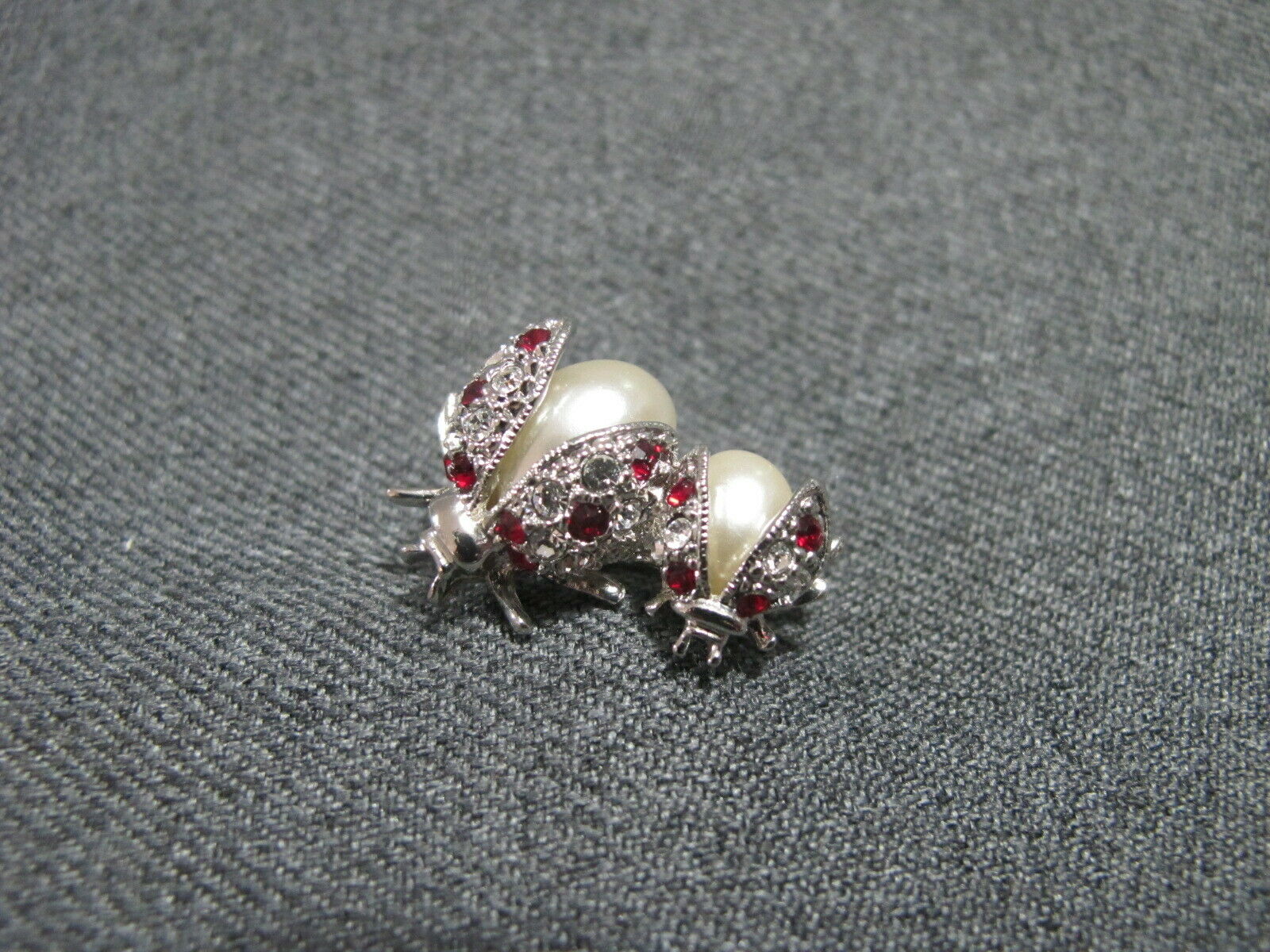 Vintage Faux Pearl Belly Ruby Color & Clear Rhinestones Silvertone Ladybugs Pin