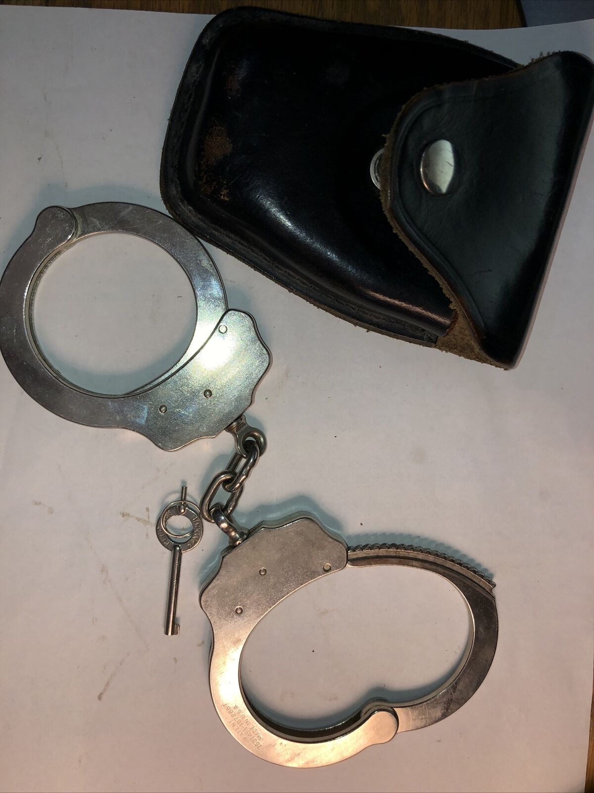 Vintage Peerless Handcuffs With Key, Leather Case,model 71605