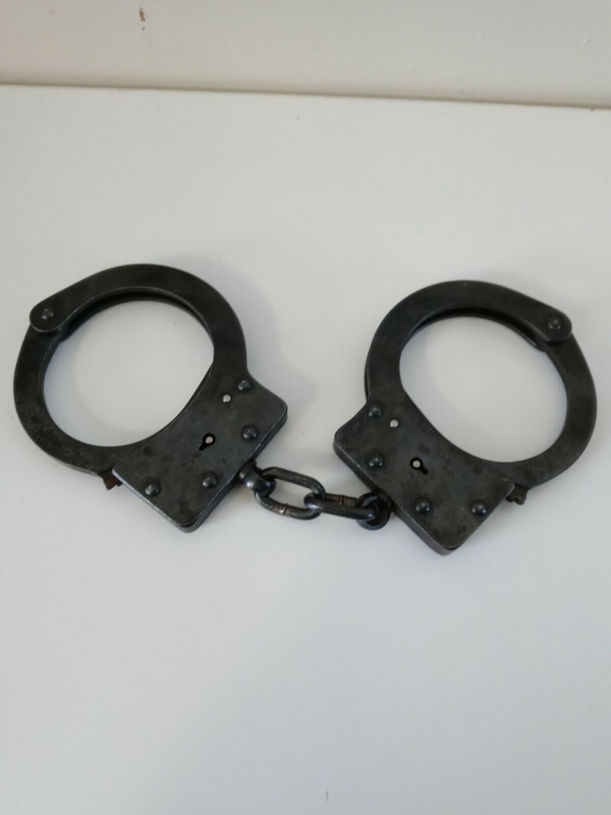 Vintage American Handcuff Company Fond Du Lac Wisconsin. Handcuffs black. No key