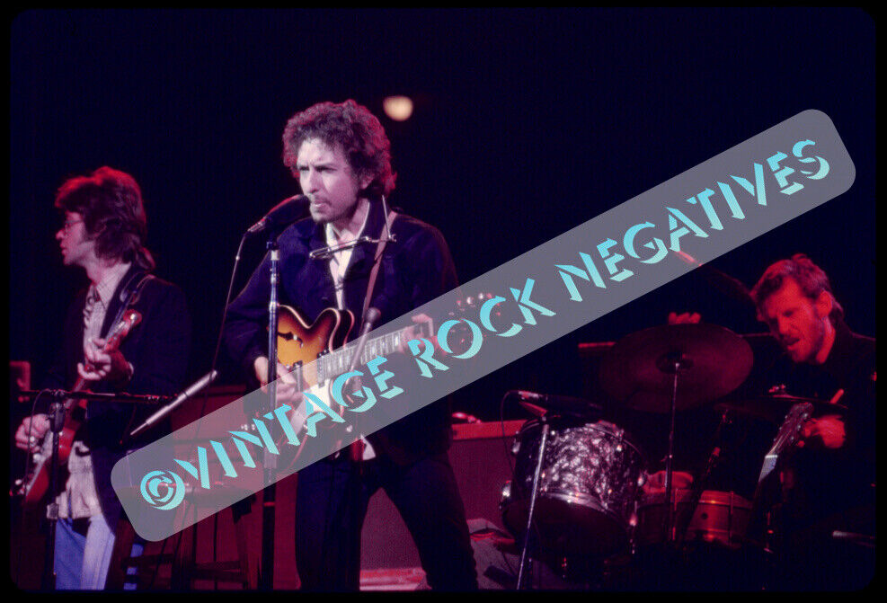 BOB DYLAN & THE BAND Chicago 1/24/74 - Museum-Quality Archival Photo (11
